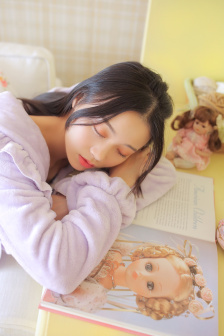 年轻的小峓子4中字BD